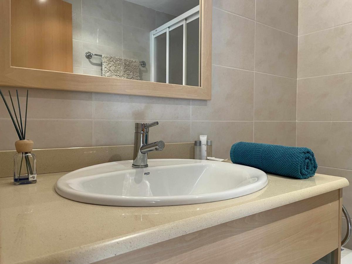 Solarium Con Terraza A 5 Minutos De La Playa Apartment Girona Bagian luar foto